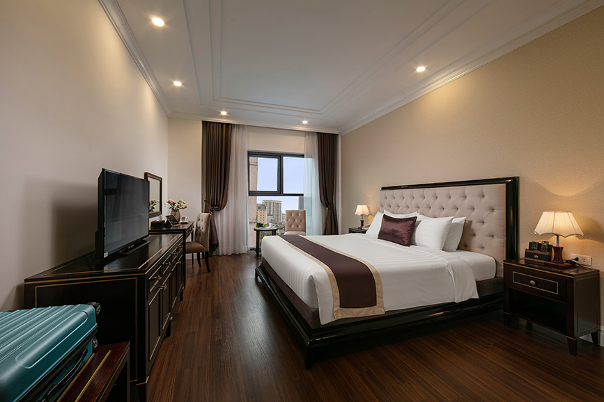 DELUXE DOUBLE ROOM